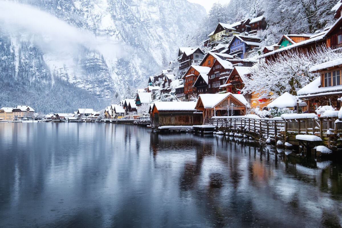 雪が積もった宿